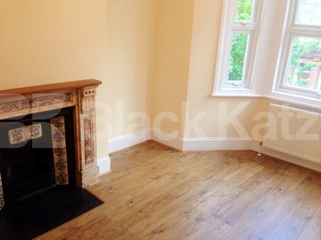 			LET, 2 Bedroom, 1 bath, 1 reception Apartment			 Handforth Road, Oval
